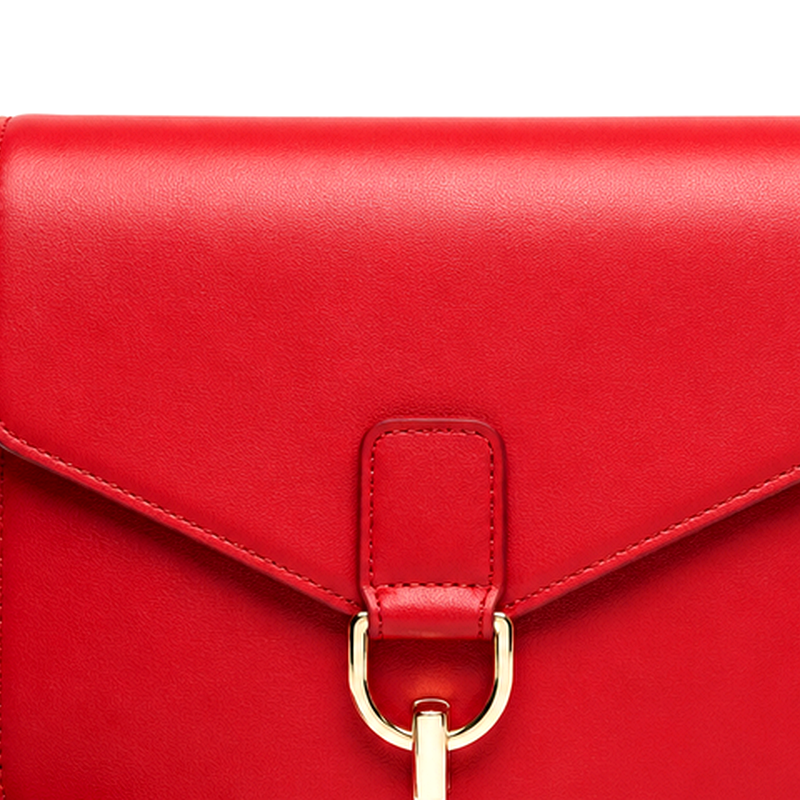 Women's Red Chain Crossbody | 2026